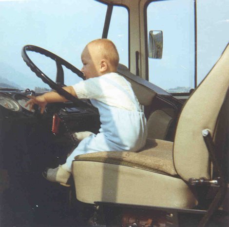 Baby-Michl im Bus
